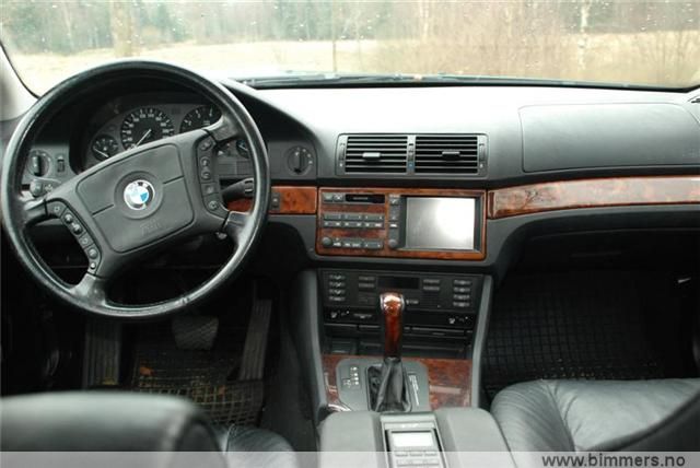 0cqvebmw6325vfz3o3d7.jpg