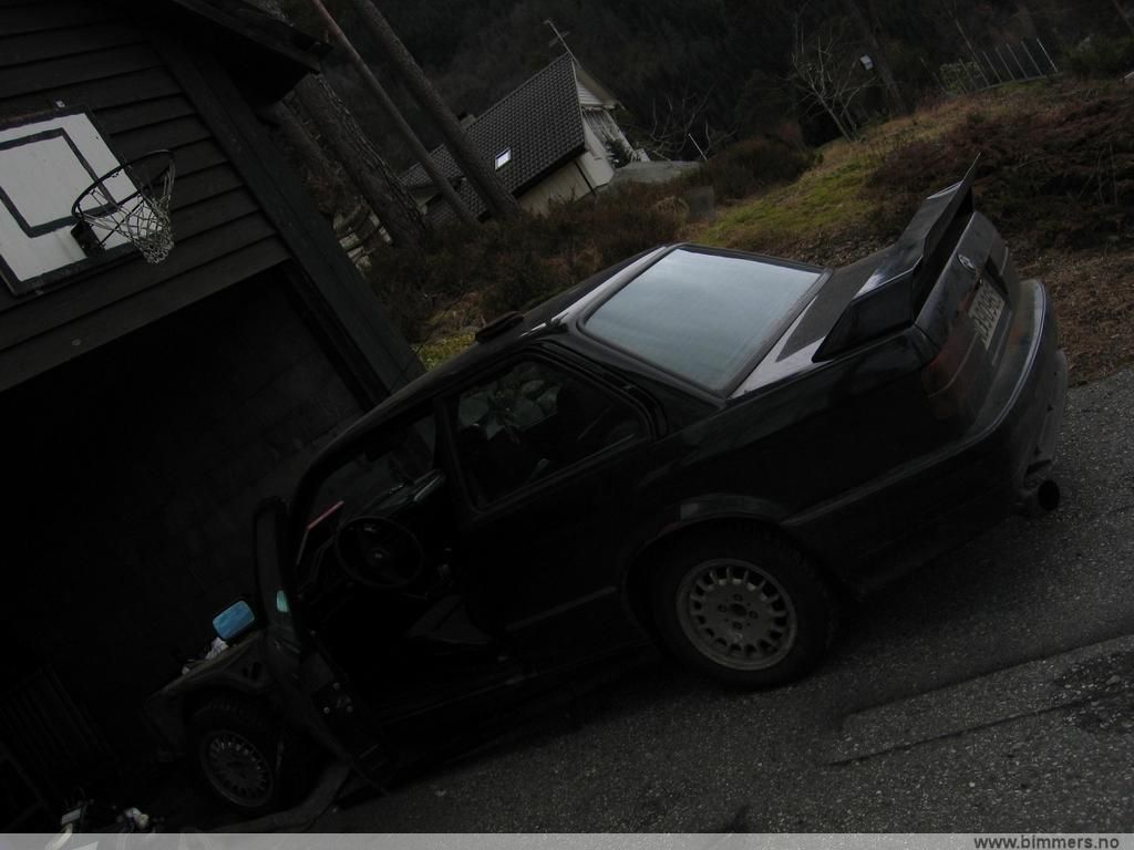 12fhl8p79gamdn212ilj.jpg