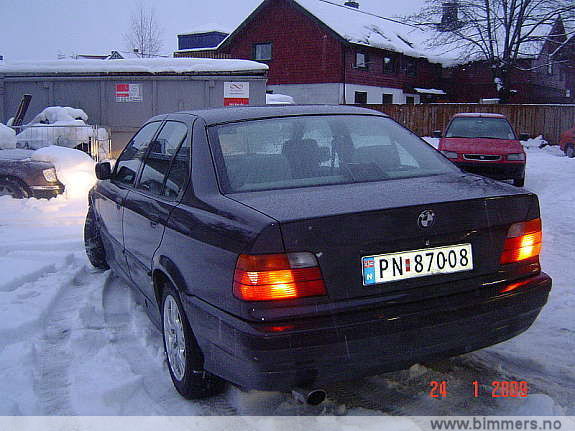 16kjg7itc6w6946bls5d.jpg