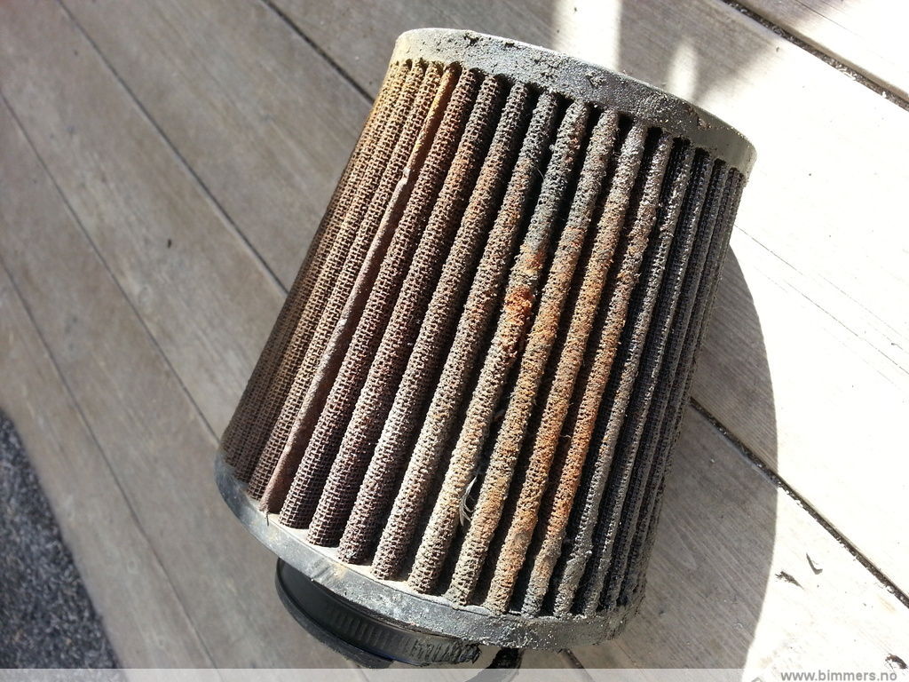 2rto93vh6etlrobemc6r.jpg