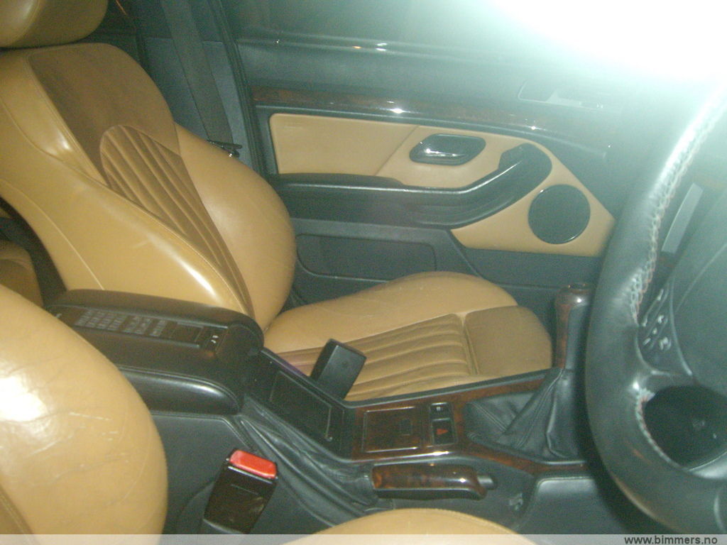 3nhhj272qc1ntzom327i.jpg