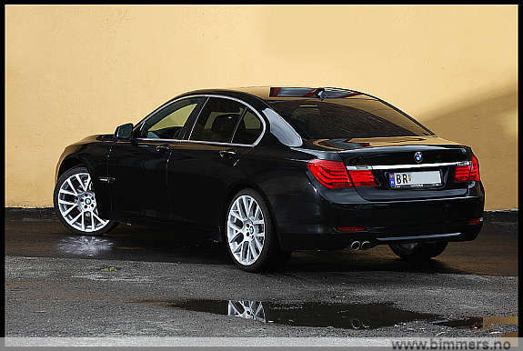 569u77lx2m7zcuy150lb.jpg