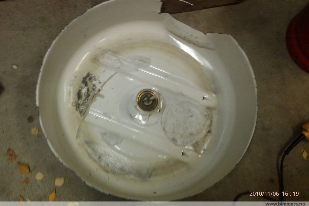 6lmjv00g1axxbwcbb0ei.jpg