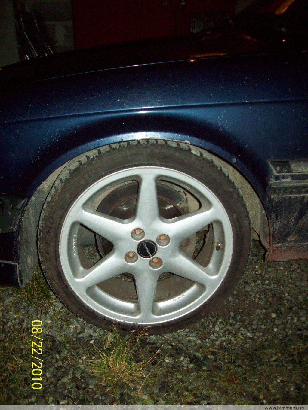 6uu06hub89ep65neckcz.jpg