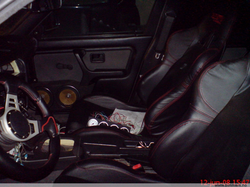 952mdn57d2kh01zl60by.jpg