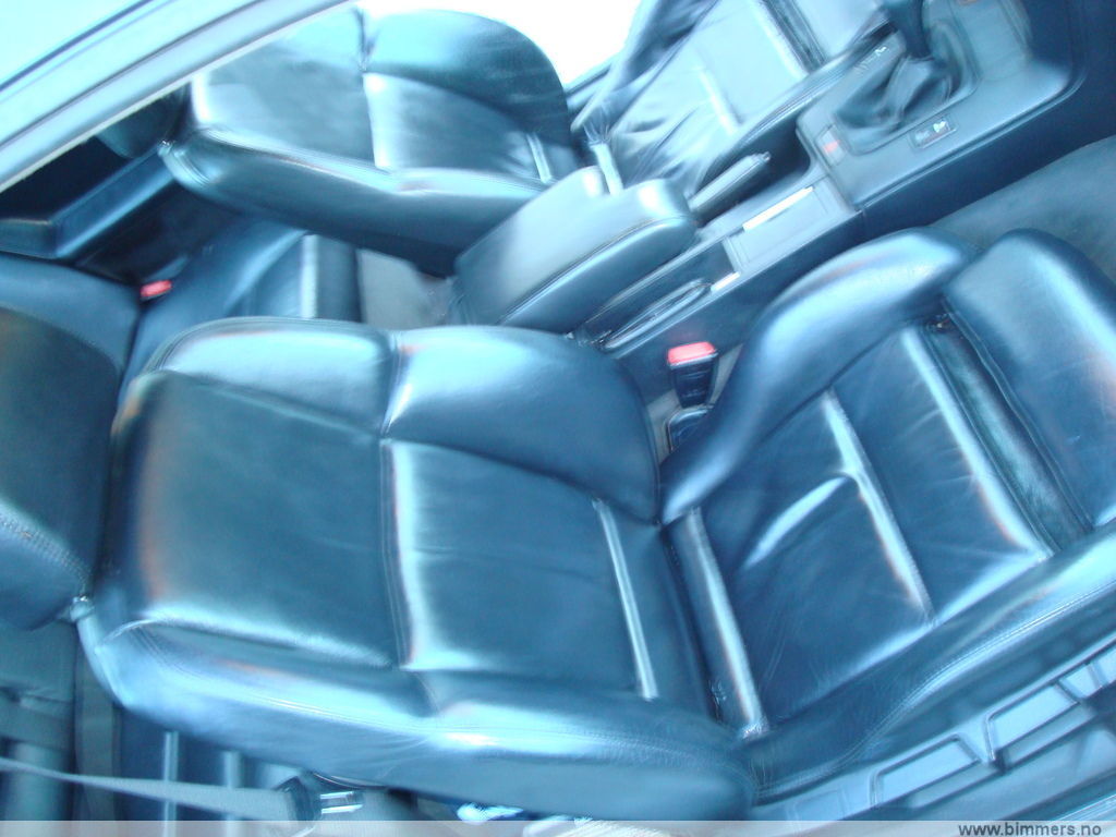 a1twh7ch6nd2e52sqry3.jpg