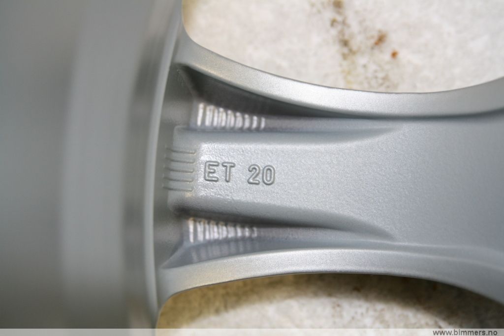 acuezt158vt83kdsr675.jpg