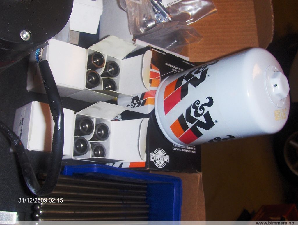 ck0302w2hafomuco8re3.jpg