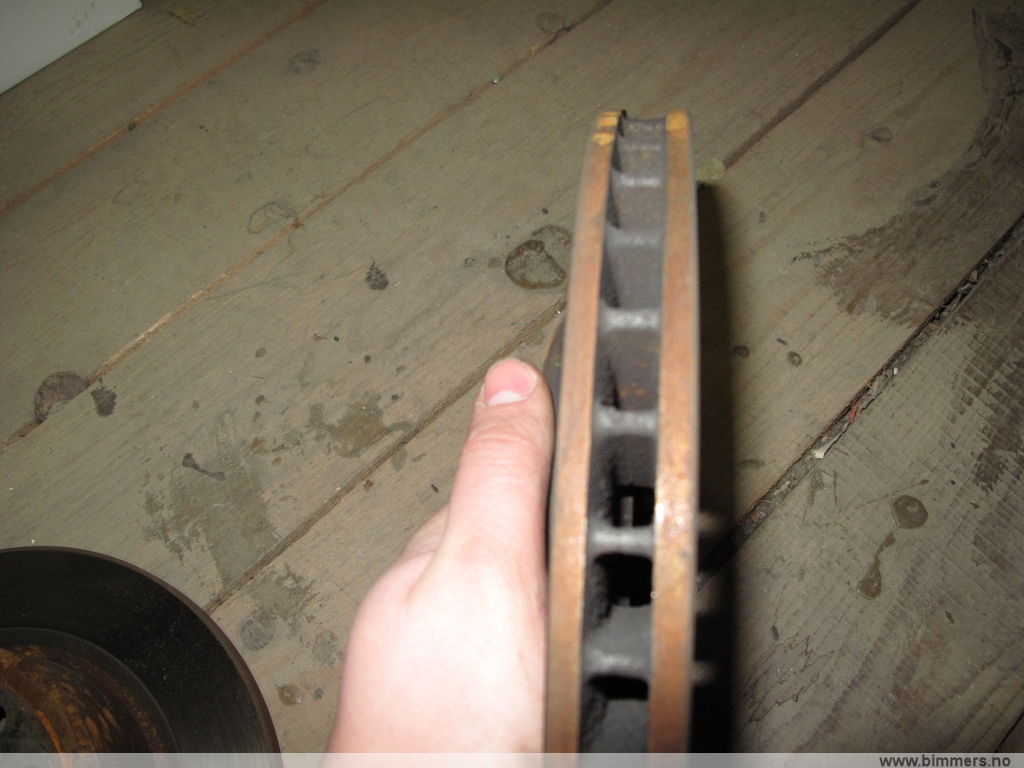 dnt1o3r582glbo39d08n.jpg