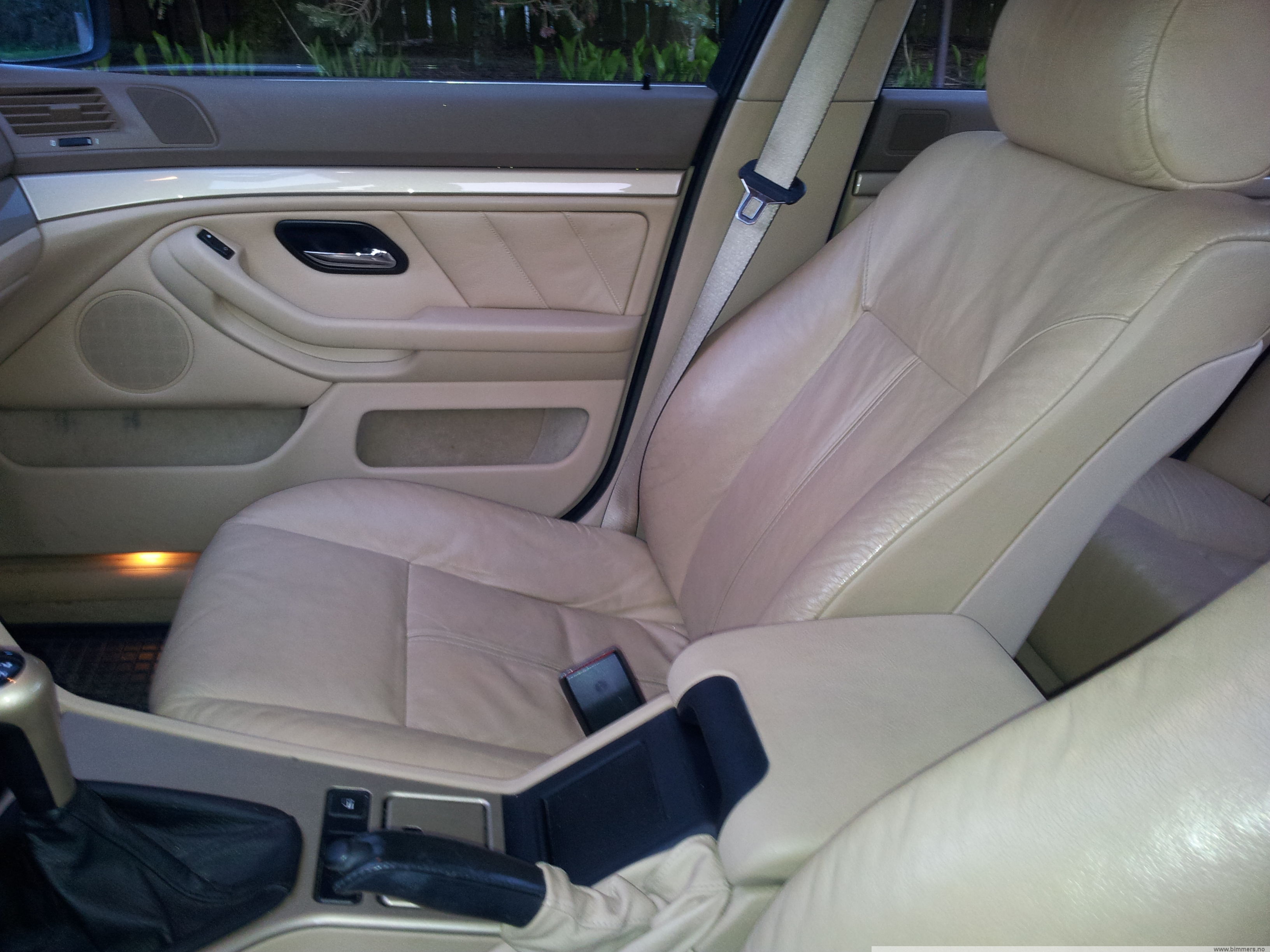 do7kwnegftl1b93q560r.jpg