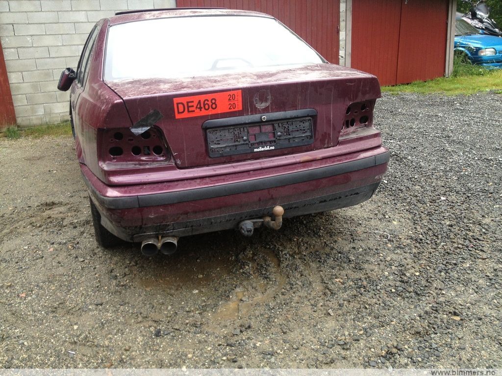 ek8l1ij0s01ucuuflph8.jpg