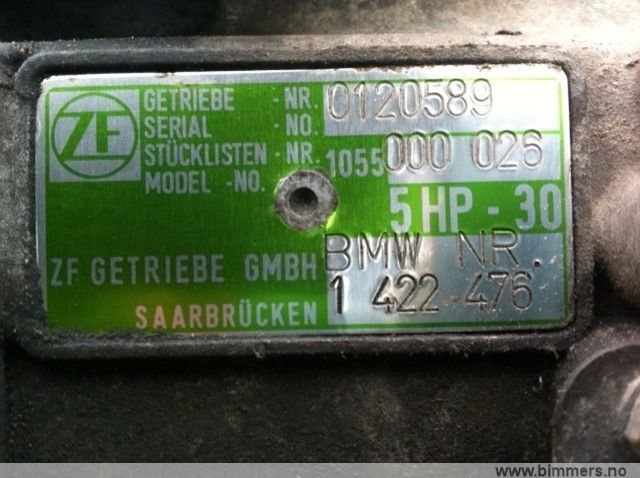 f69om6188037hx7qsuds.jpg