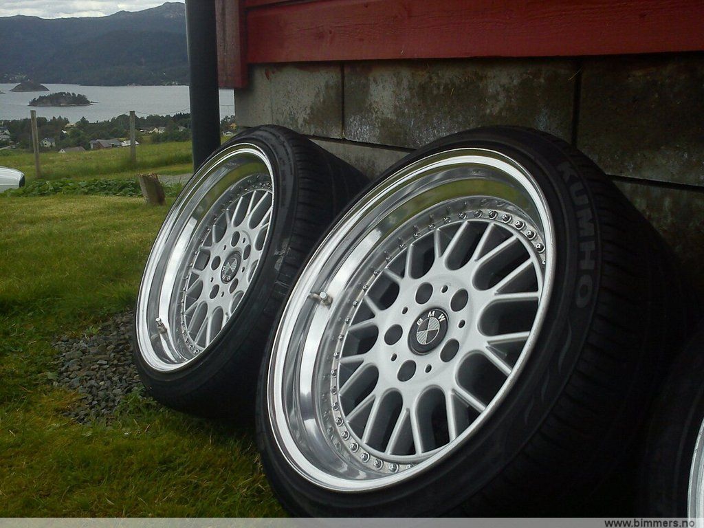 fyejleg1fc42hy16fn2v.jpg