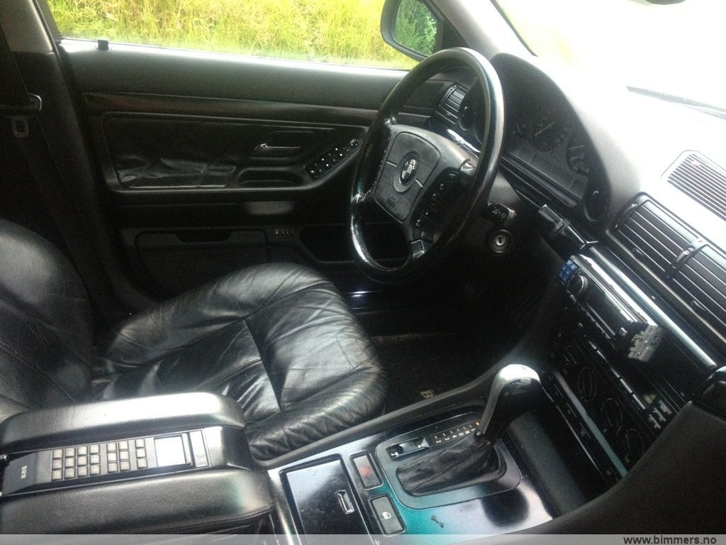 h11prxe125e5nn237cjq.jpg