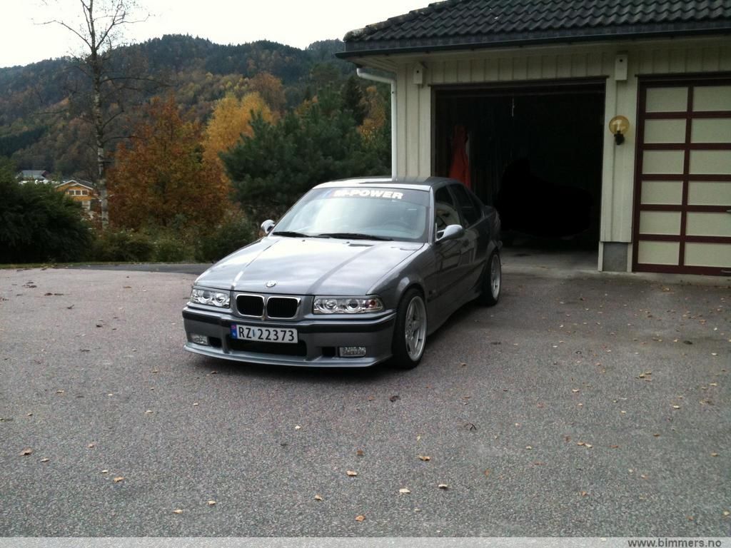 h995wtwzkhlesneatur6.jpg