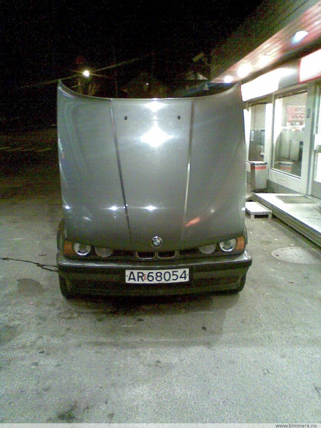 hei5cci65s14gs94ns4z.jpg