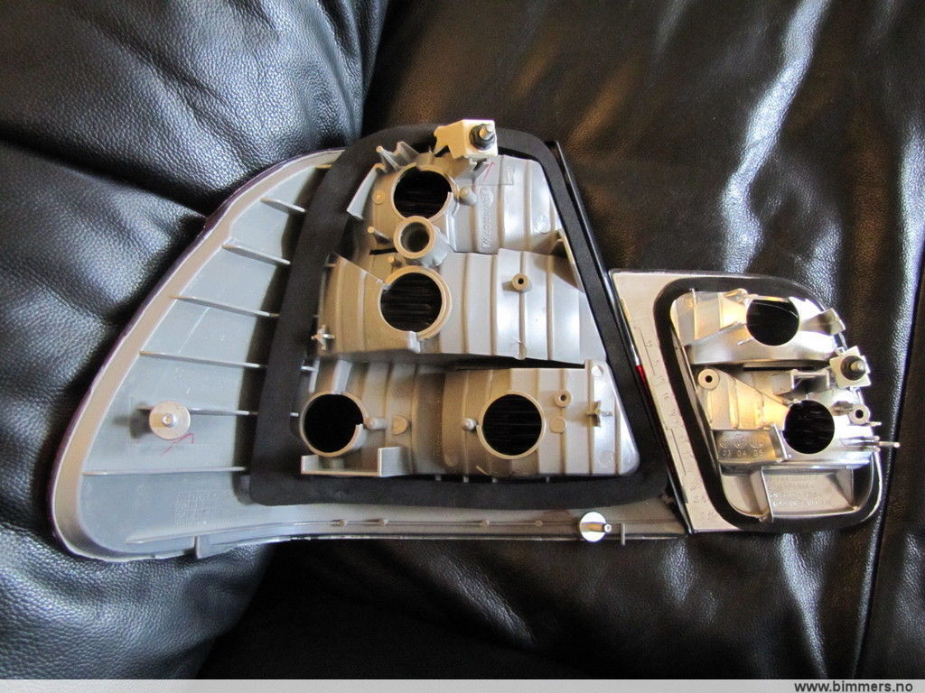 jn51gvlm8v1y318uxbwj.jpg
