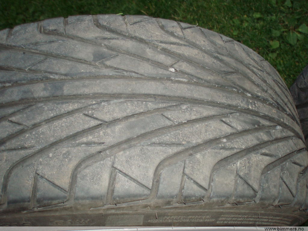 kmjhb60v8wur90sdtxkw.jpg