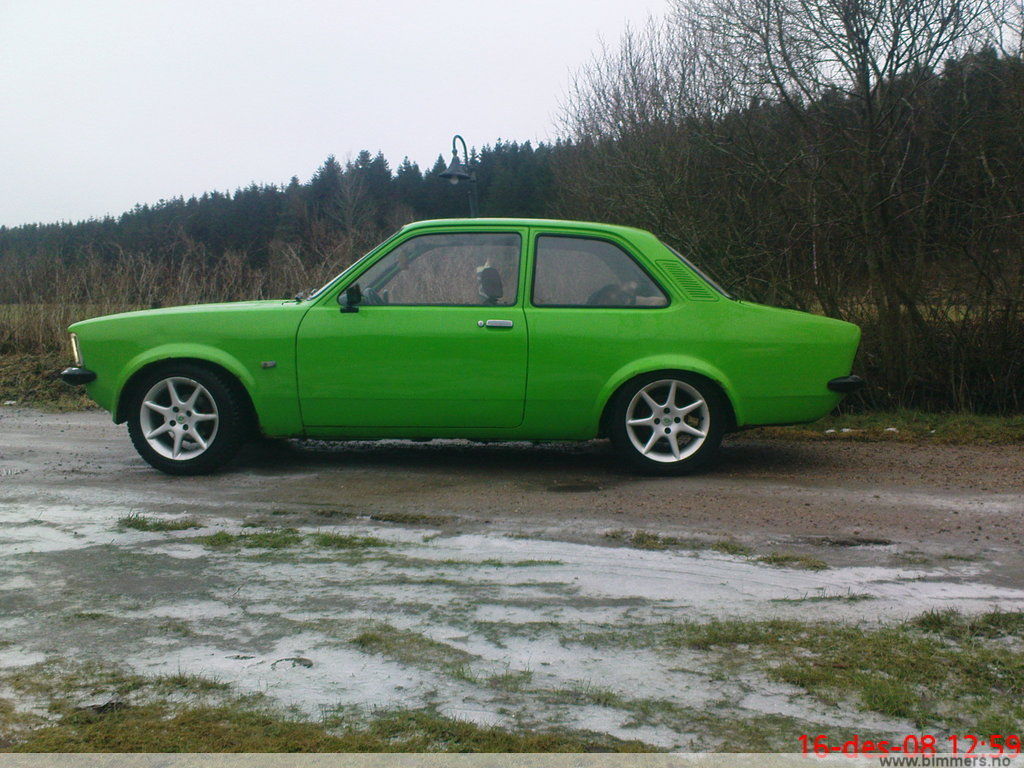 ktc3v2y2i03reyeesk62.jpg