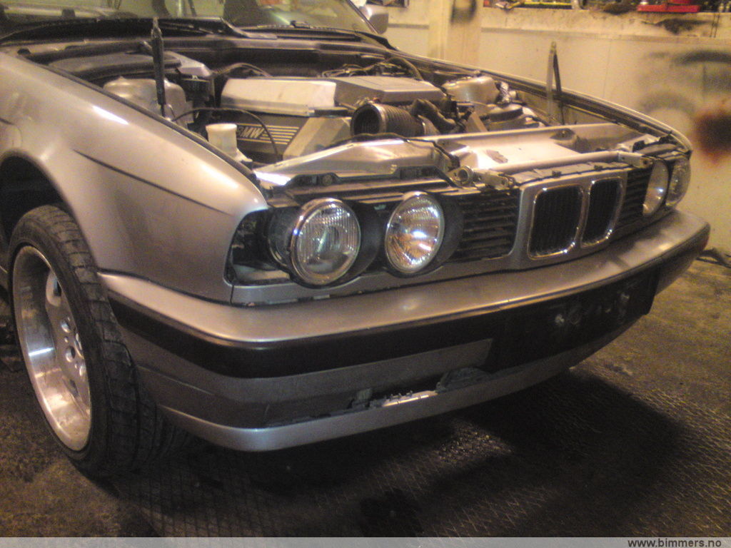 l5557euesyizm65nn5av.jpg