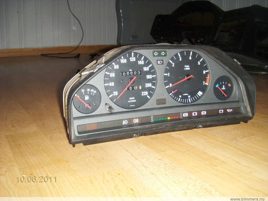n952jabv1rndl8xj1hsb.jpg