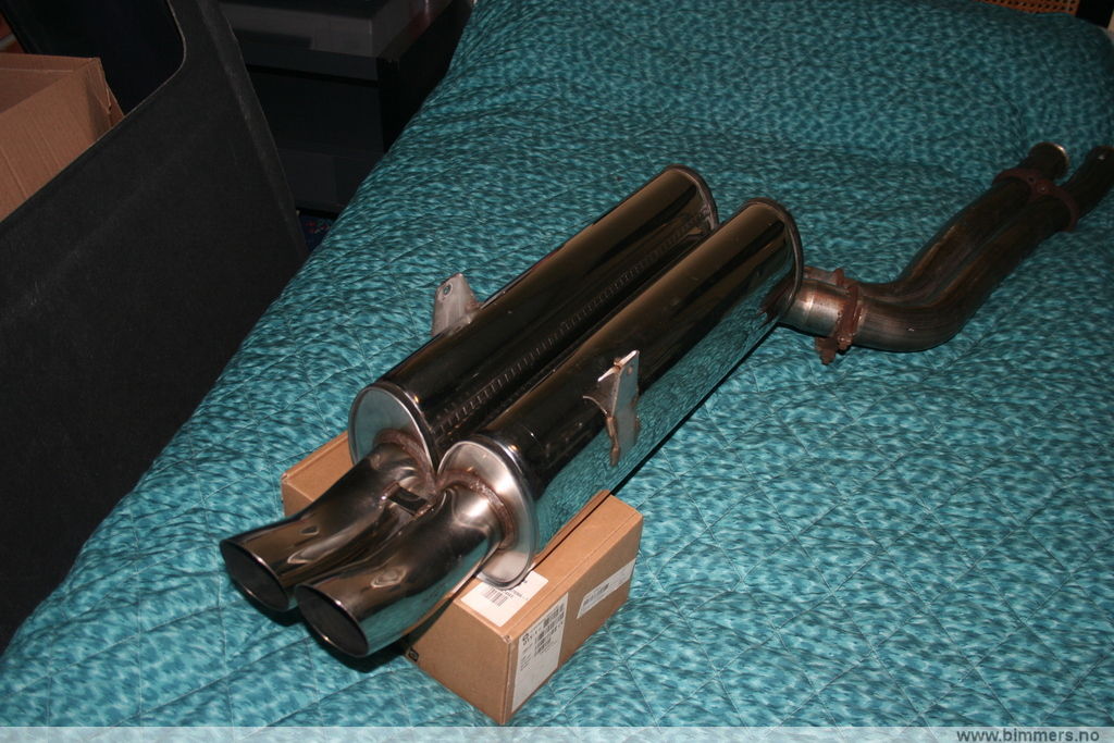 qj0ul6eml4r78l210gdd.jpg