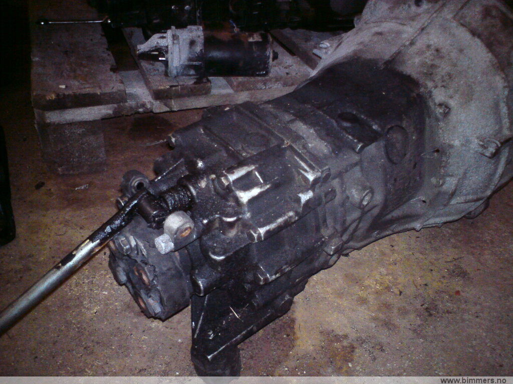 rwtrk6dqnr90e9560y9u.jpg
