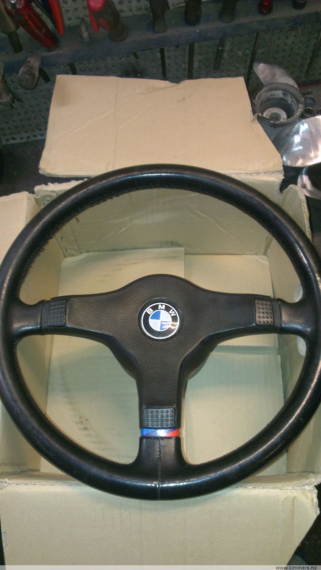 s5yn91o1attzhn503d9c.jpg