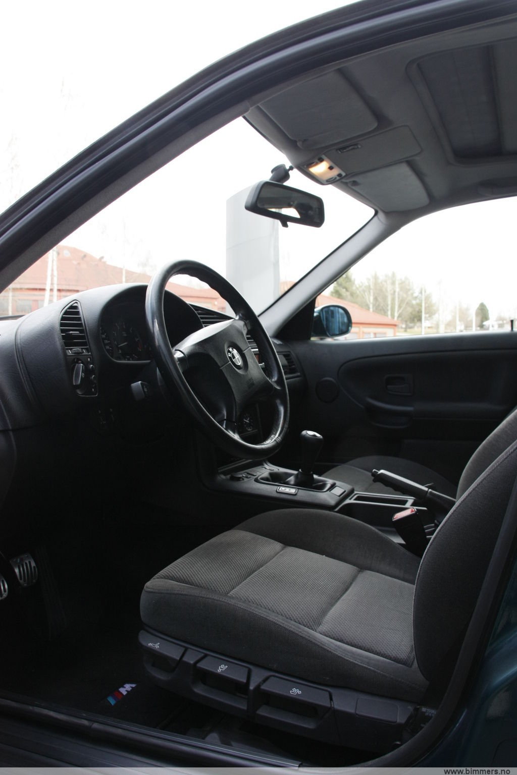 us0newv8rs3g2dyhe3bx.jpg