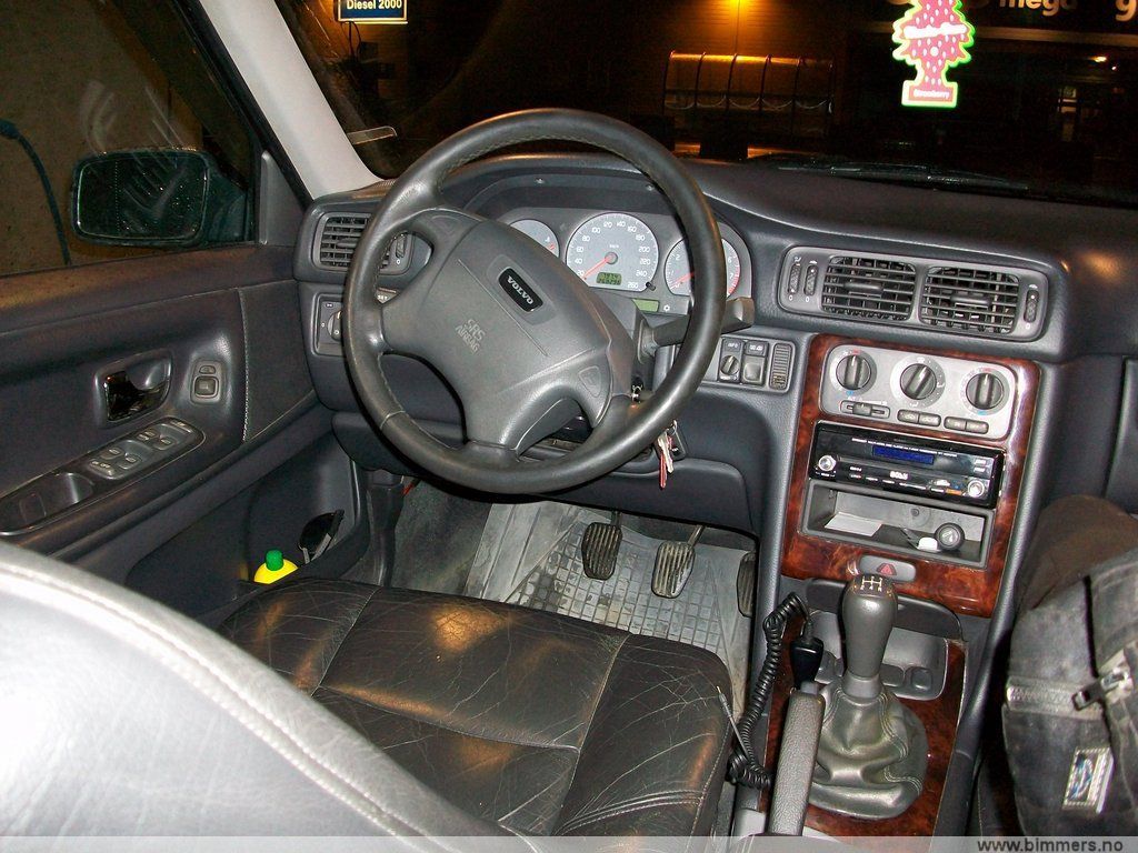 uudpys7rv861p0h0b6mh.jpg