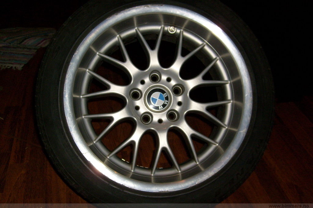 vta8i5nhb30yuw32v9kx.jpg