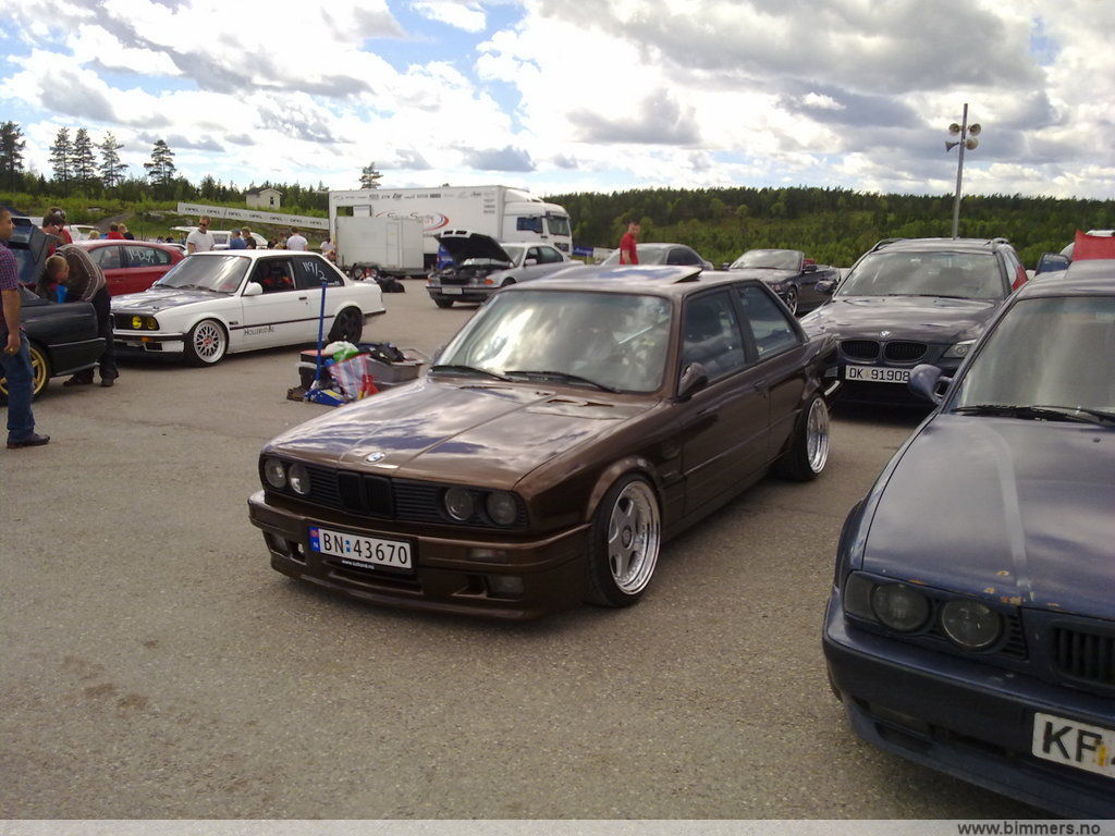 w6rjg2111i65srixwpl1.jpg