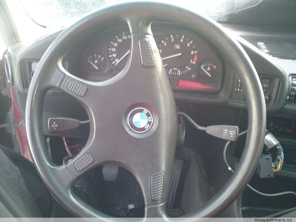 wkgxif1hkntm36aa15m4.jpg