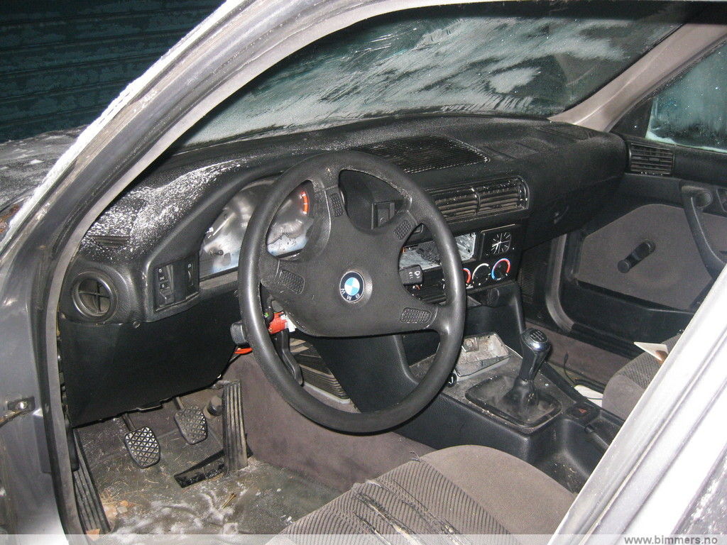 zf224osnyuy0lwu04hli.jpg