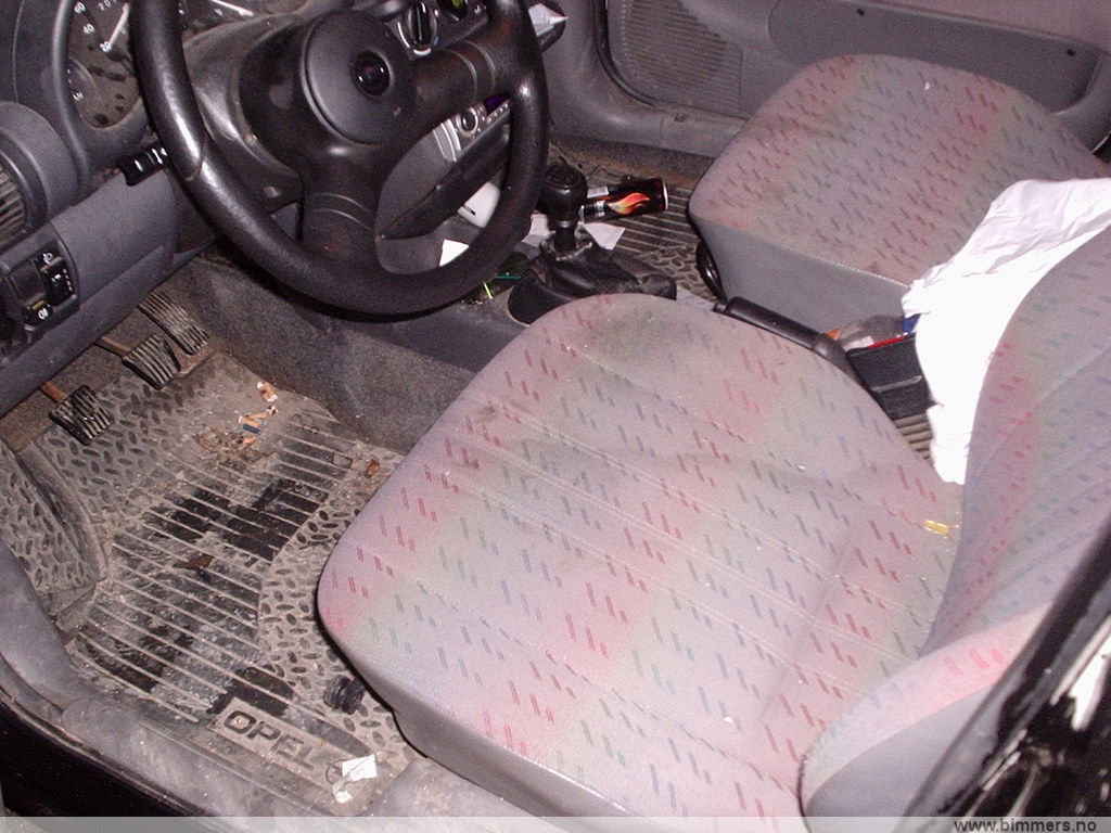 zqwj920013y6a67sdcrd.jpg